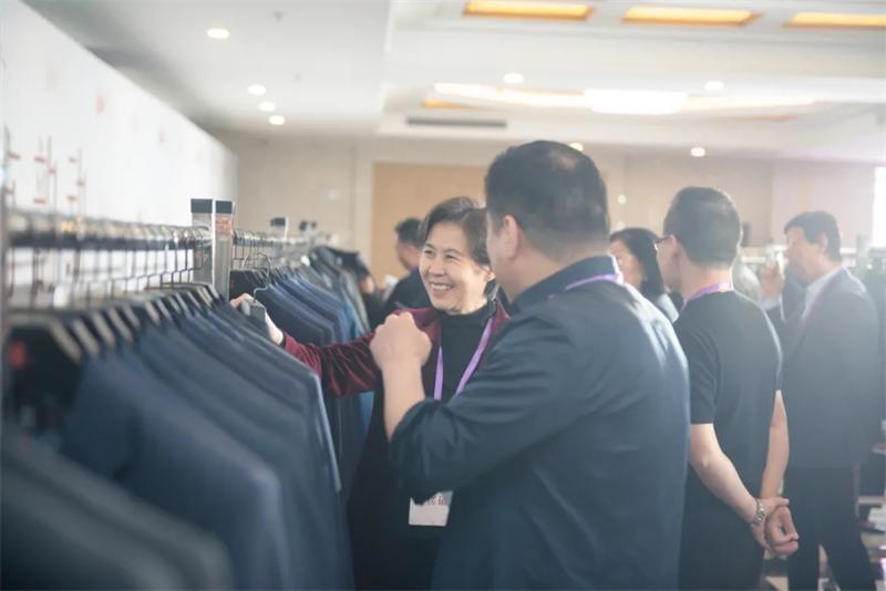 “东方韵动”国人服饰2024年秋冬产品订货会金日盛启